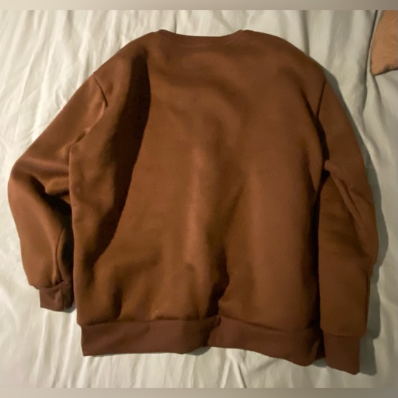 Sweatshirt - Picture 2 of 3